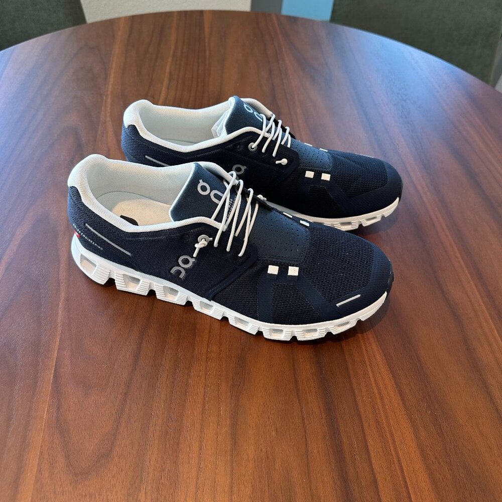 ON Running Cloud 5 Men's Sneaker 59.98916 - US10 - Midnight